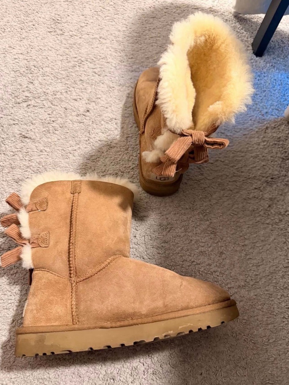 UGG Women's Bailey Bow Short Boots in Chestnut Tan